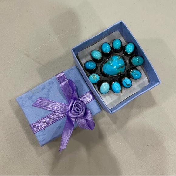 Native Turquoise Ring - Picture 7 of 12